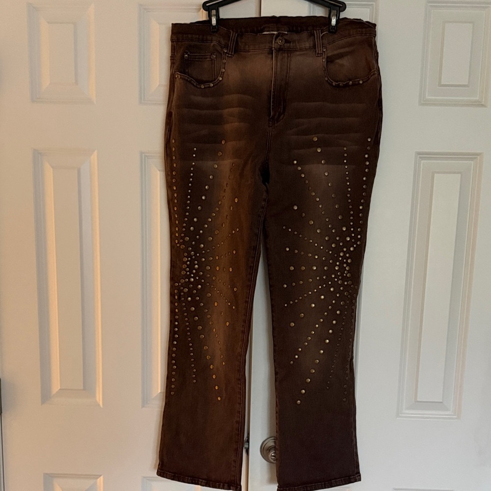 DG2 Brown Studded Women  stretchy Jeans size 16